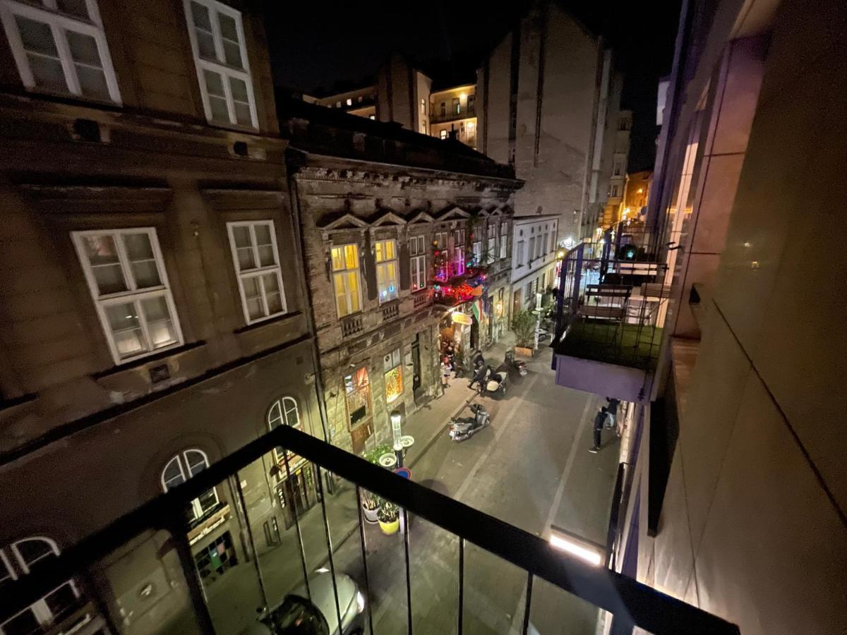 Artemisia Luxury Apartments Balcony 부다페스트 외부 사진